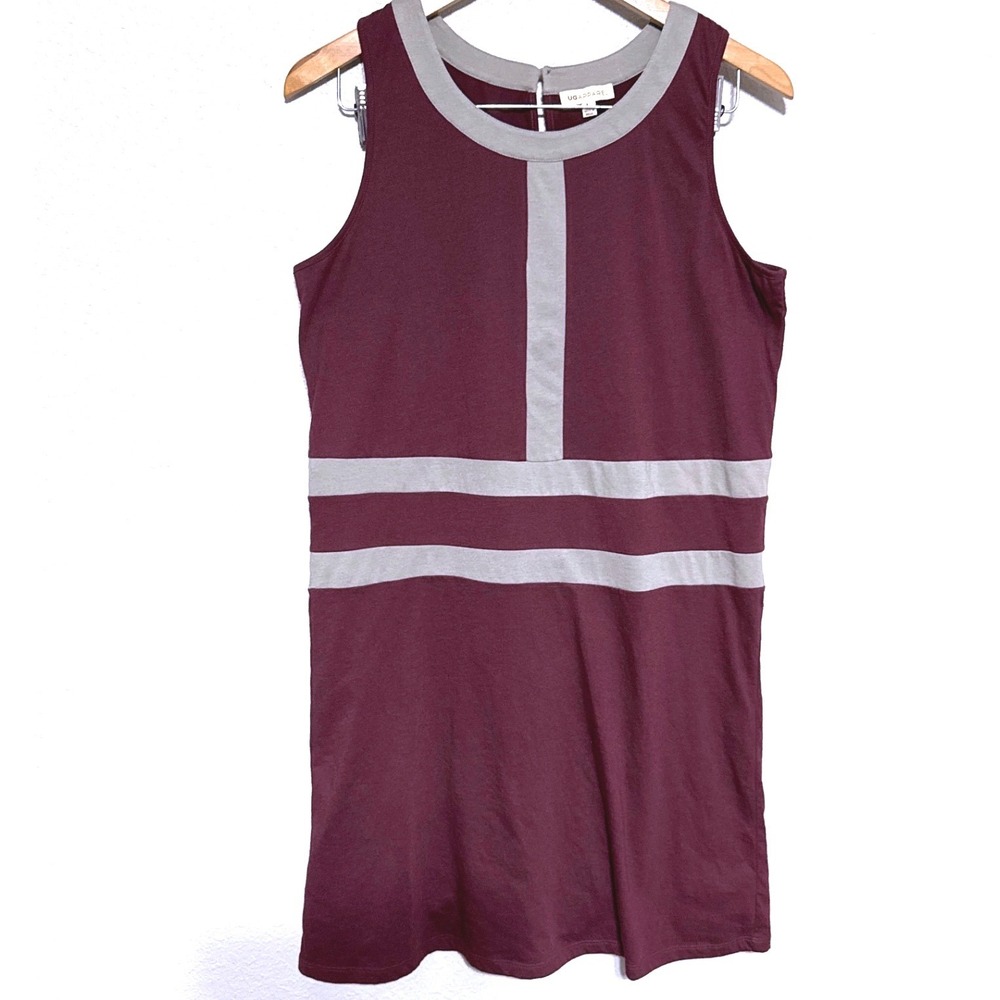 UG Apparel Womens Large‎ Burgundy Grey Colorblock Sleeveless Knit Shift Dress